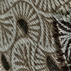 Ginkgo Deco Leaf Quilt Bedspread Comforter 2 Side FLiPSiDE Tan + Cream NEW!